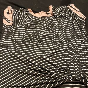 Cute striped front knot shirt